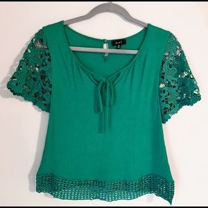 Love J Short Sleeve Tunic Crochet Top